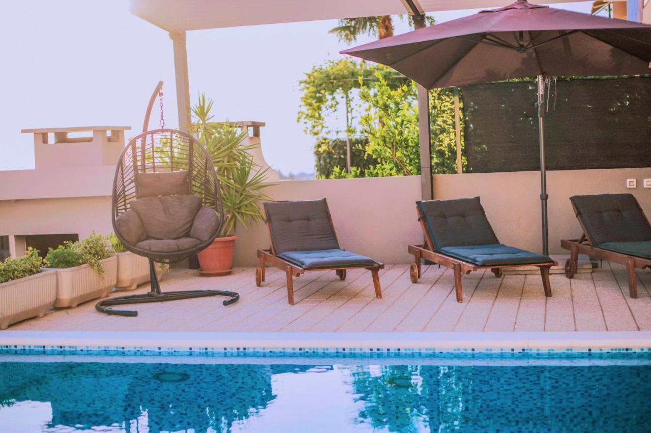 Apartment With Private Pool "Patricia" Makarska Exterior photo